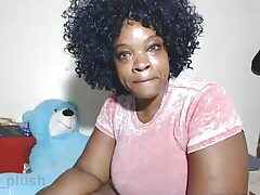 Chubby mom gives upskill blowjob